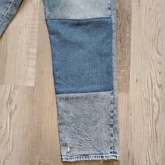 Abercrombie & Fitch Ankle Straight High Rise Jeans - Picture 5 of 8